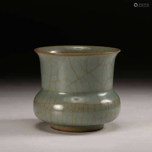 A Celadon Glazed Porcelain Censer