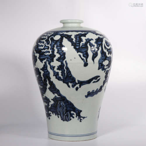 A Blue White Porcelain Meiping Vase