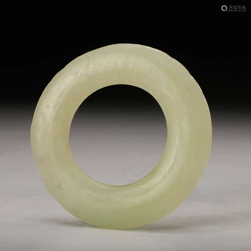 A Celadon Jade Ring