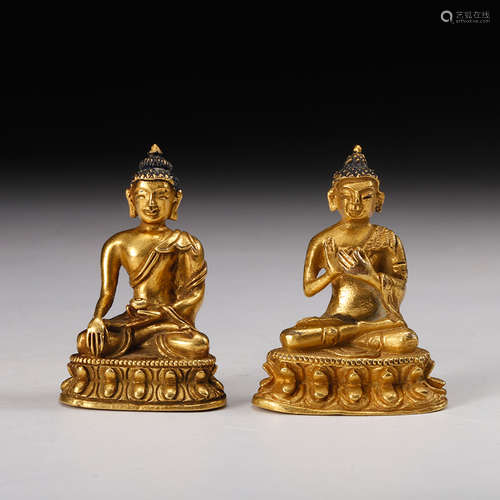 A Pair Of Gilt Bronze Seated Buddha