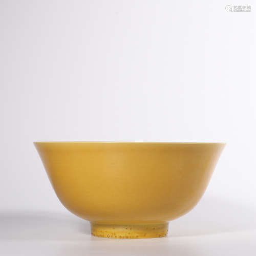 A Yellow Ground Porcelain Bowl, Marked