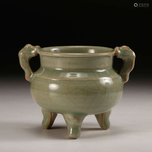 A Celadon Glazed Porcelain Censer