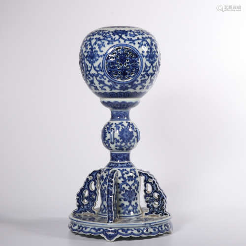 A Blue White Porcelain Hat Stand, Marked