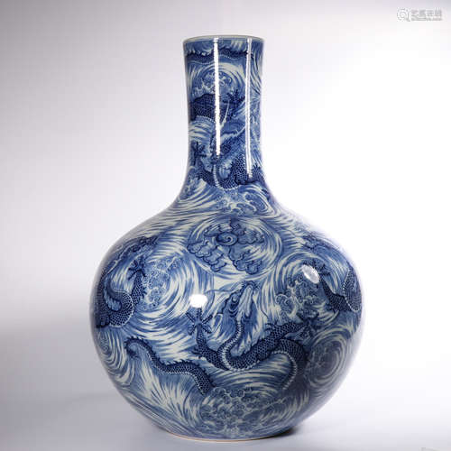 A Blue White Porcelain Vase, Marked