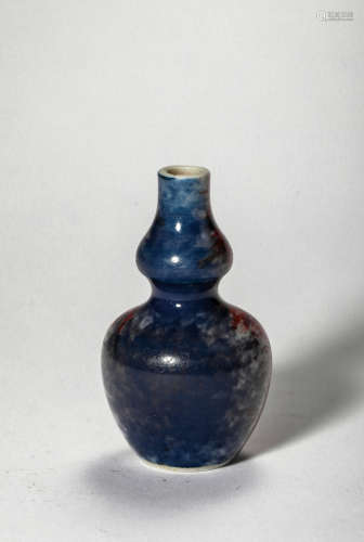 A Flambee Glazed Porcelain Vase, Qing Dynasty