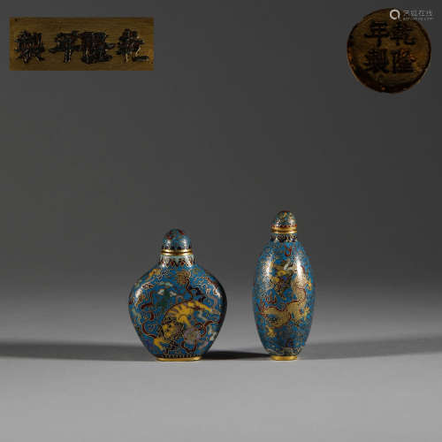 A pair of bronze Cloisonne snuff bottles in Qing Dynasty清代...