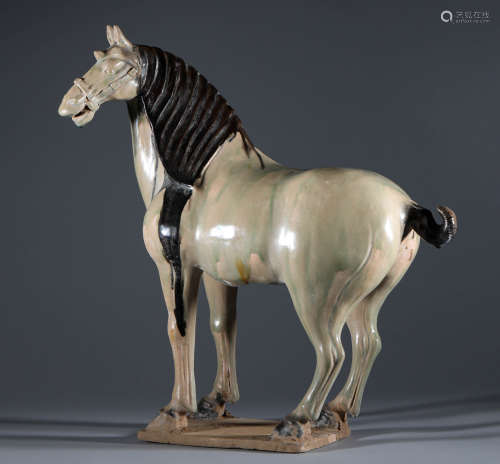 Tricolor horse of Tang Dynasty唐代三彩馬