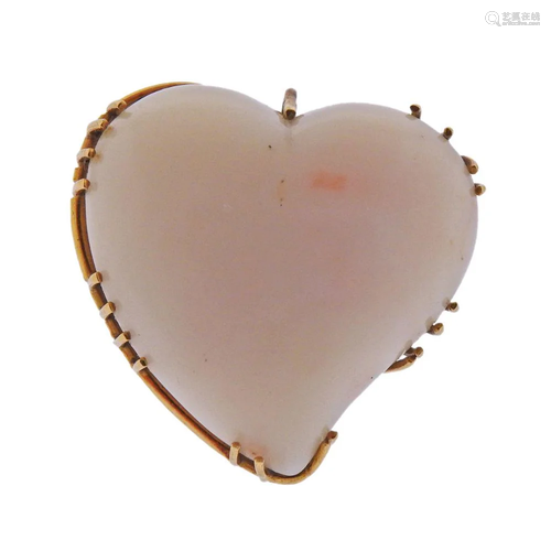 1960s Large 18k Gold Heart Coral Ring