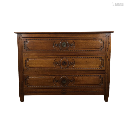 French oak chest of drawers