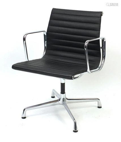 Charles Eames for Vitra, lounge chair with black