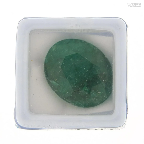 Oval emerald beryl gemstone with certificate, 20.6