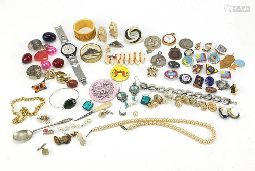 Costume jewellery and objects including Butlin's