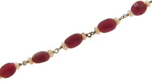 Cabochon ruby and pearl necklace, 66cm in length, 28.5g