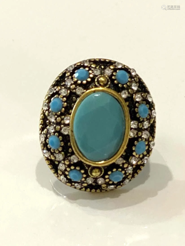 UNIQUE TURQUOISE OVAL SET COCKTAIL RING