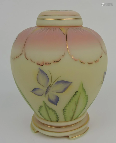 Fenton burmese covered ginger jar with