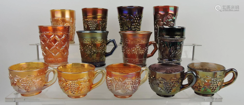 Carnival glass lot of 6 tumblers, 2 mugs,