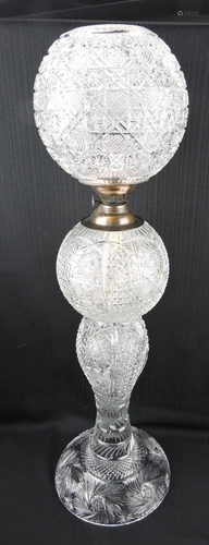 Contemporary cut glass banquet lamp, 31