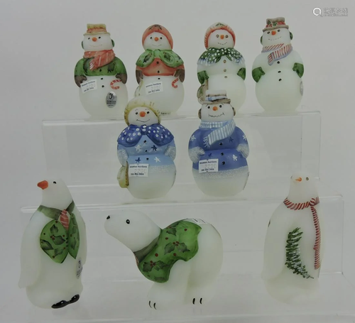 Fenton lot of 9 figures: 3 pair Mr. & Mrs.