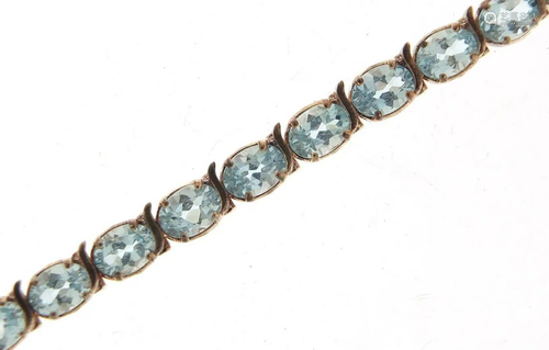 Silver blue topaz paste bracelet, 18cm in length, 14.6g