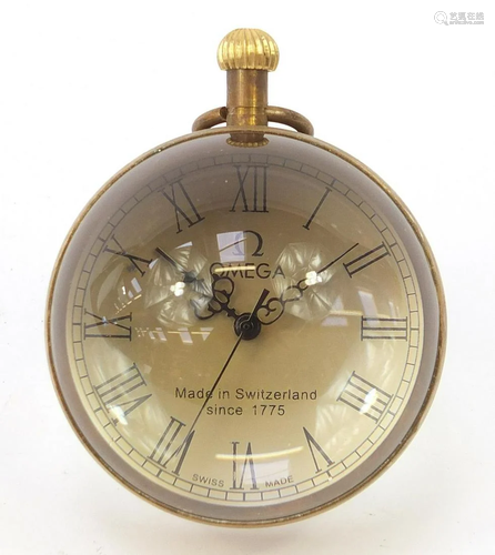 Brass and glass globular desk clock, 6.5cm high