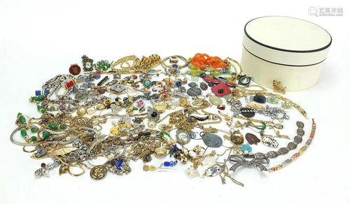 Vintage and later costume jewellery including earrings,