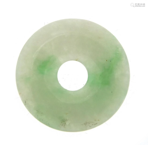 Chinese jade disc, 2.6cm in diameter, 5.0g