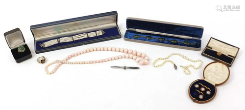 Antique and later jewellery including a silver college