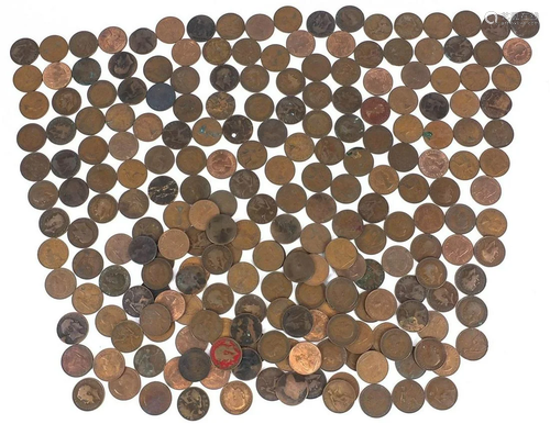 Large collection of British pennies