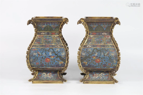 A pair of Qing Dynasty Wire inlay enamel copper