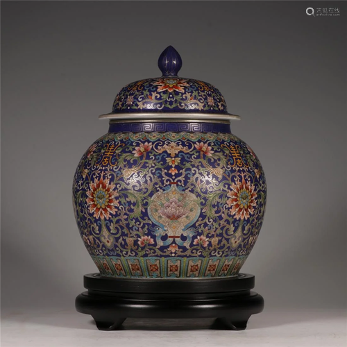 Old stock,enamel porcelain Jar.with lid,with Qianlong