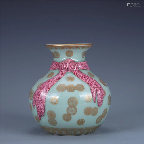 Old stock,azure glazed gilt vase,with Qianlong