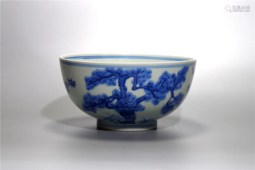 Qing Dynasty blue and white vase,with Kangxi