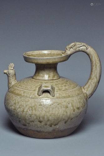 A YUE CELADON CHICKEN HEAD EWER