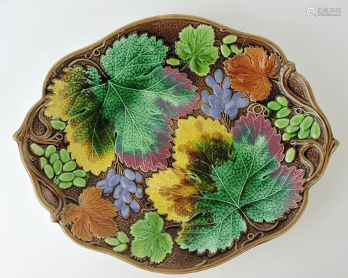 Wedgwood majolica brown leaf and