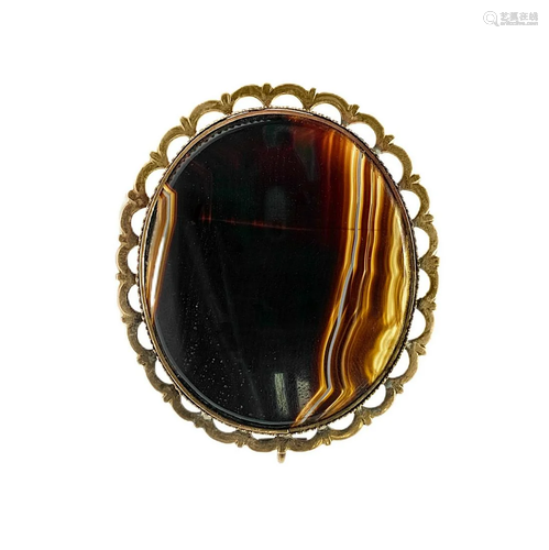 Oval brooch in antique gold with agate mis. 6 Cm