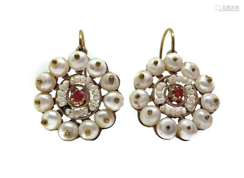 12K gold earrings with freshwater pearls and rubies. Gr