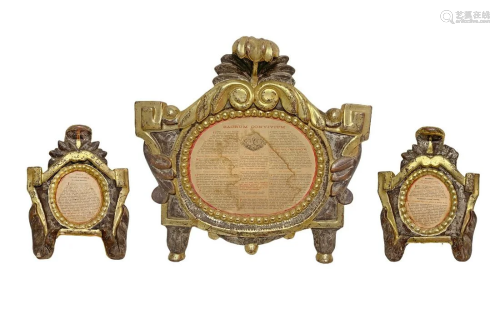 Triptych cartaglorie gilded and silvered wooden leafy,