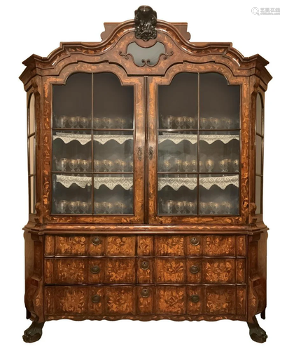 Dutch crystal Cabinet, eighteenth century two upper