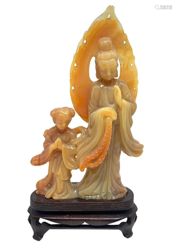 Guanin girl with carnelian. Overall 22 cm H