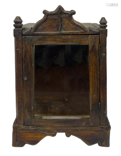 Casket wood, Sicily, XIX century. With front door