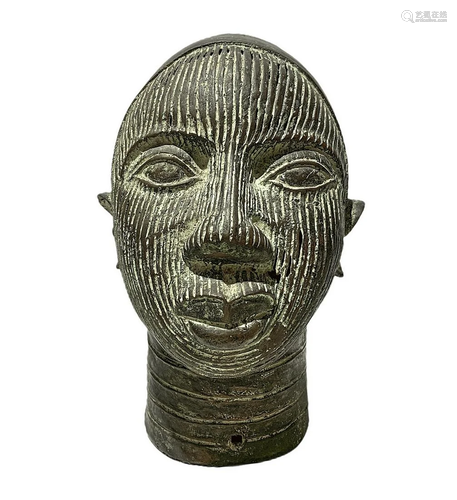 Bronze cire perdue sculpture Ife, Nigeria.