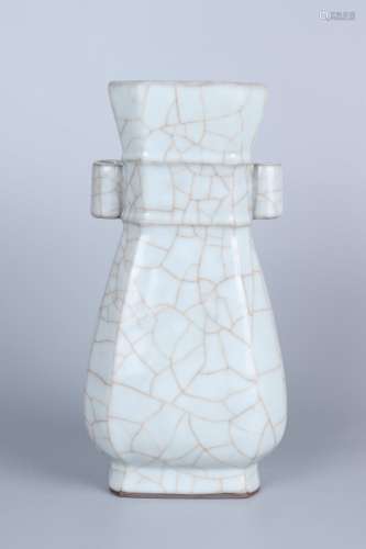 chinese ge kiln porcelain handled vase