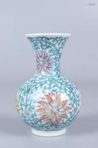 chinese famille rose porcelain vase