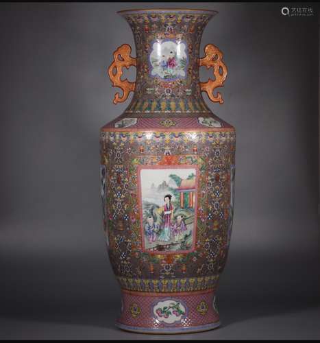 chinese famille rose porcelain vase with framed design