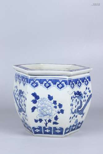 chinese blue and white porcelain jardiniere