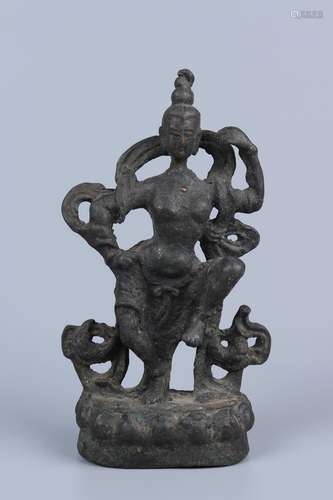 chinese bronze figure