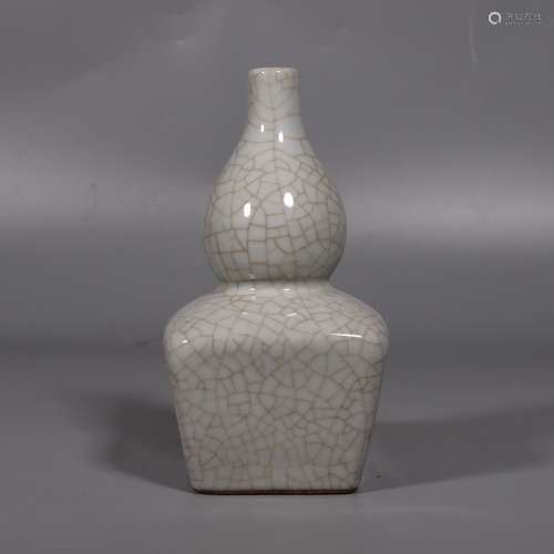 chinese guan kiln porcelain double gourd vase