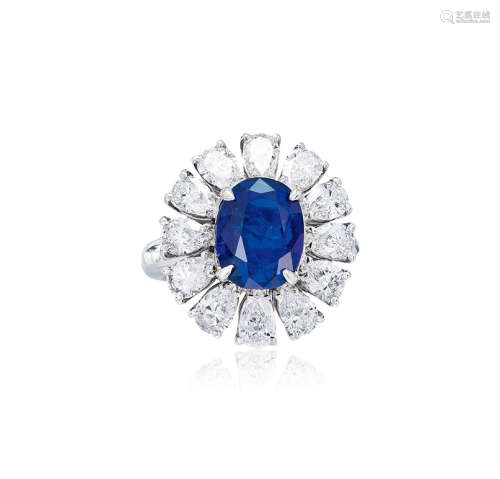 4.24卡拉「緬甸」藍寶石配鑽石戒指鑲18K白金（沒有熱處理跡象）