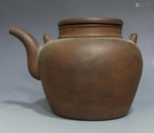 A Zisha pot