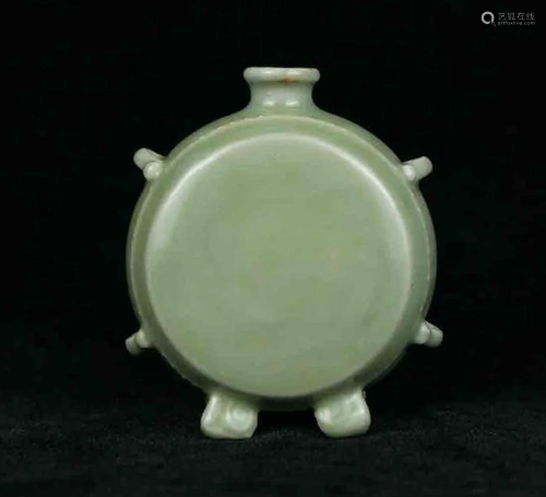 Longquan celadon bottle Yuan dynasty